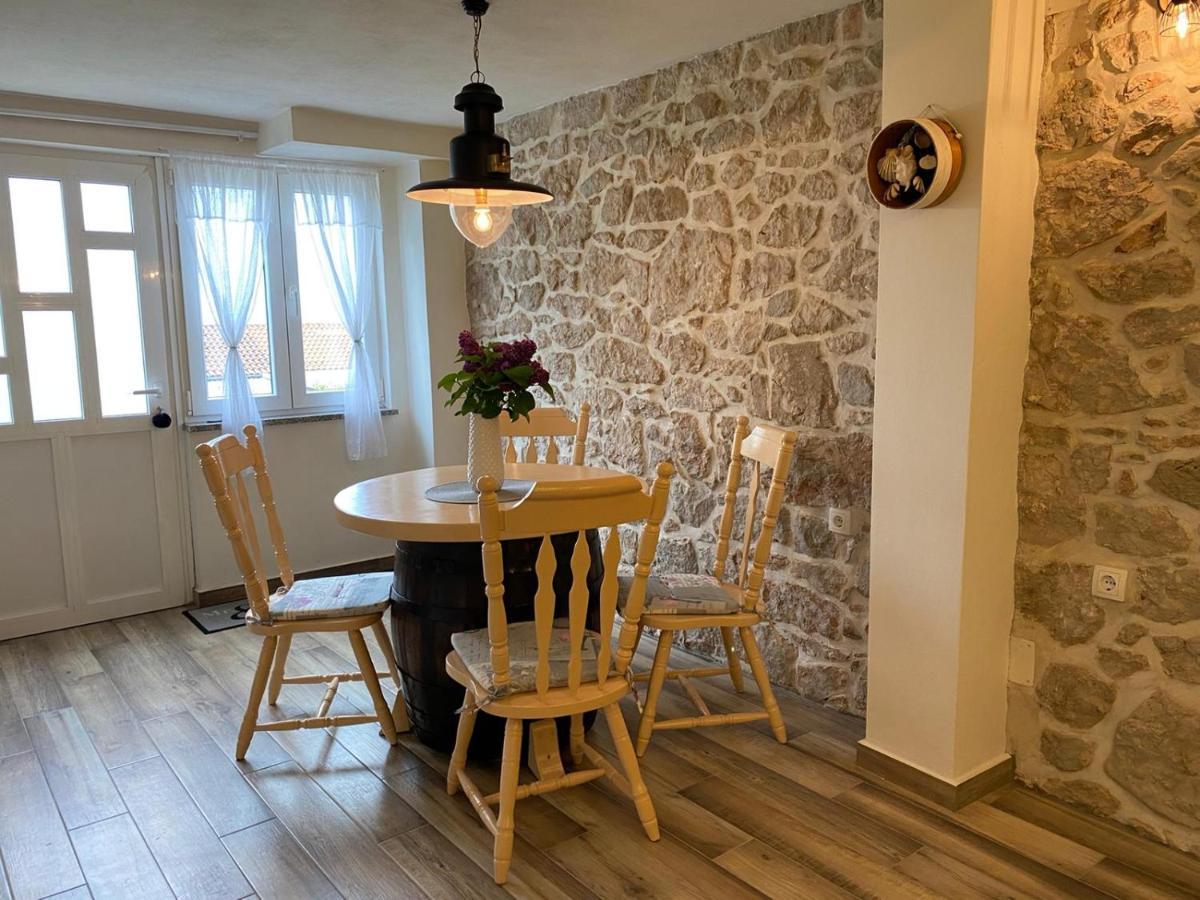 Apartman Veronika リスィカ エクステリア 写真